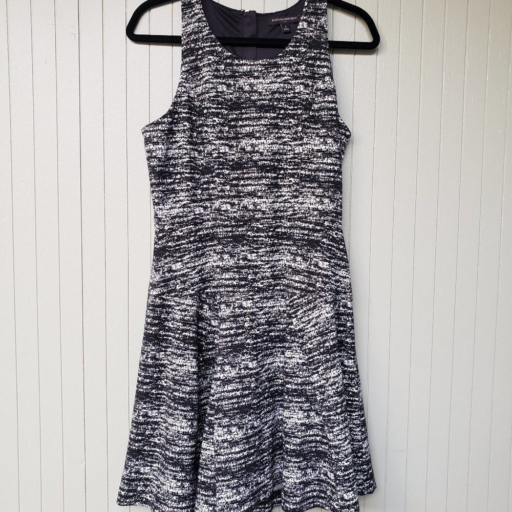 Banana Republic blk/white dress